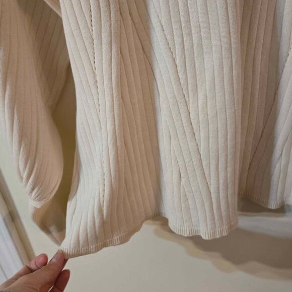 🆕NWT City Chic Cream Tunic Sweater Size Medium Long Sleeves - Picture 3 of 11